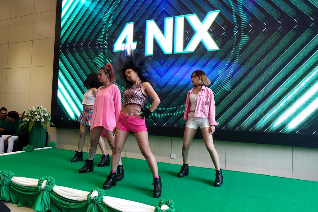 ▲ 캄보디아 K POP 걸그룹  4Nix의 CL 댄스 커버무대