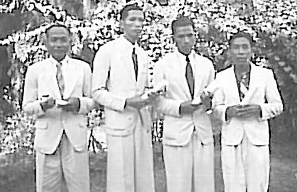 1947 바탐방 바이블 스쿨 첫 졸업생
