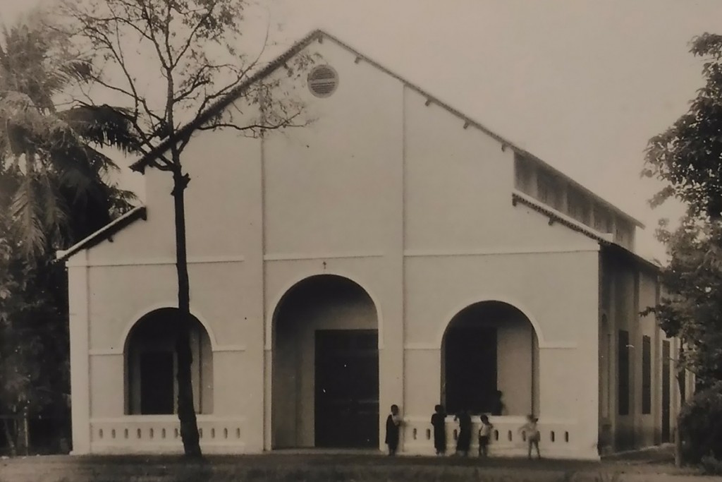 1948 바탐방 C&MA 교회