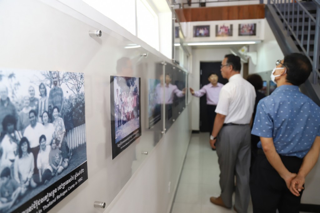 캄보디아교회사연구원은 최근 캄보디아 한인선교사 이야기관을 만들어 60여년된 캄보디아내 한인선교사의 족적들도 살펴볼 수 있도록 했다.