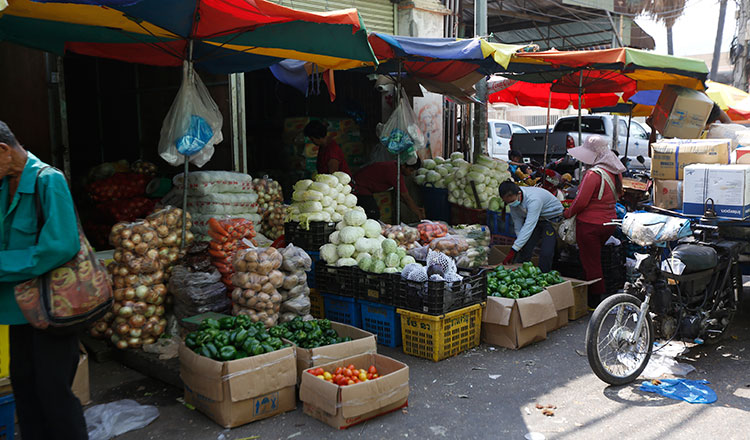 캄보디아 정부가 기본 식품에 대한 면세 혜택 적용을 최우선 과제로 설정했다