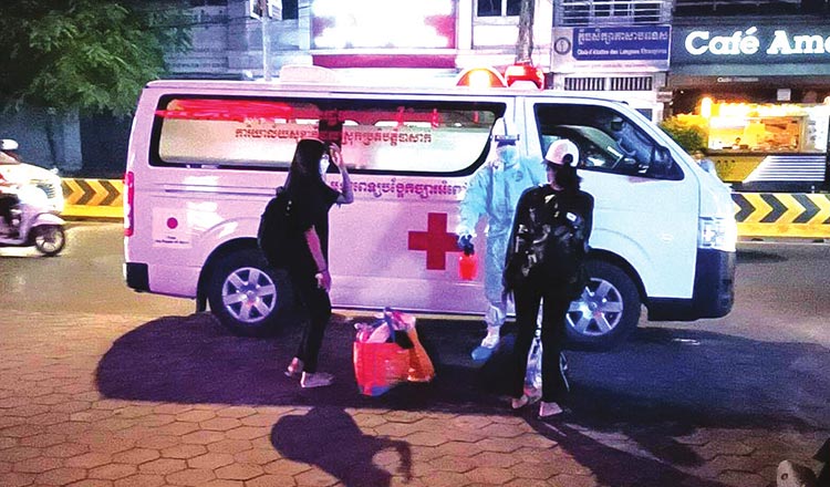 첨부사진2--오미크론 환자의 이송을 위한 구급차