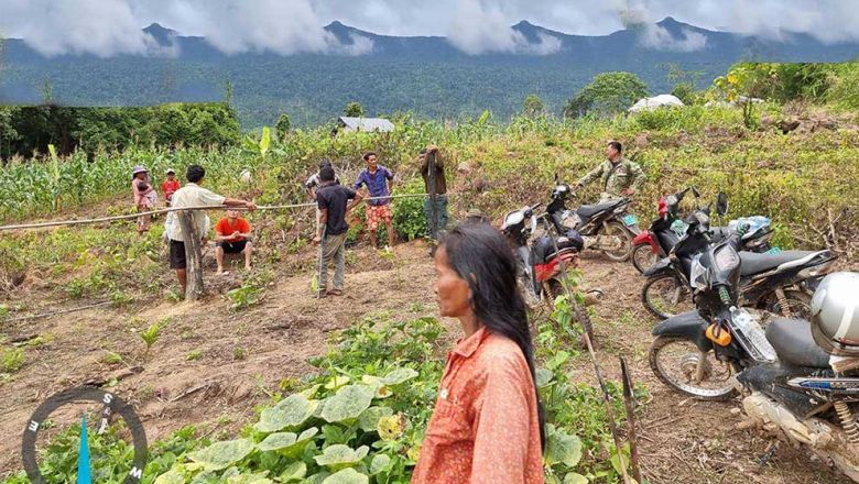 authorities_inpsect_the_site_within_the_phnom_samkos_wildlife_sanctuary_in_pursat_province_on_sunday._fn
