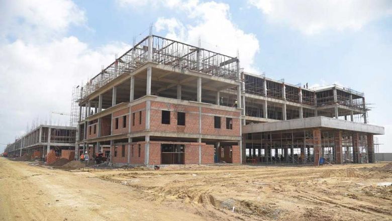 the_construction_site_for_the_techo_santepheap_covid-19_treatment_centre_in_the_capitals_prek_pnov_district_seen_on_june_24._fn