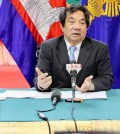 national_assembly_spokesman_leng_peng_long_speaks_to_the_media_about_aipa_on_november_16._na