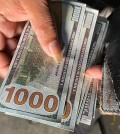 Careless-massage-parlour-client-leaves-with-1000-bills-in-wallet-switch