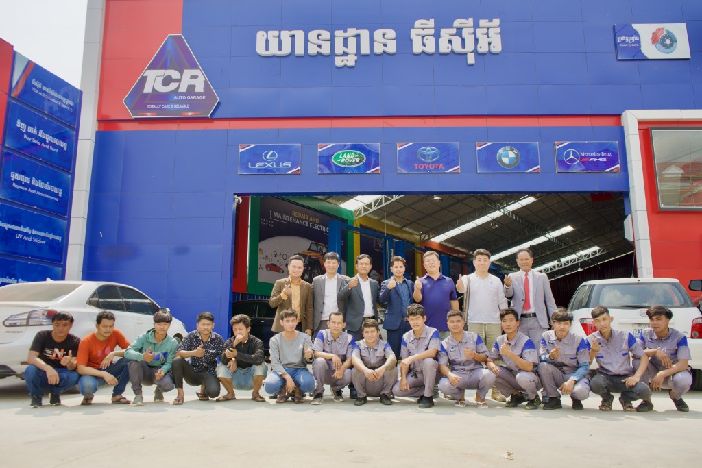 ����į���������ȸ �ӿ��� ���� �ڵ��� ����� TCR Auto Garage �������� 24�� MOU�� ü���ϰ� ��ü������ ��� �ִ�.