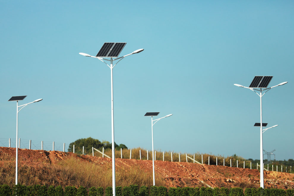 15_12_2023_topic_11_solar_energy_on_the_road_expressway_in_preah_sihanouk_on_dec_20_2022_by_hong_menea_2_