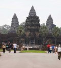 10_1_2024_the_dictation_contest_will_take_place_on_the_western_causeway_of_the_angkor_wat_temple_on_january_21_hong_menea