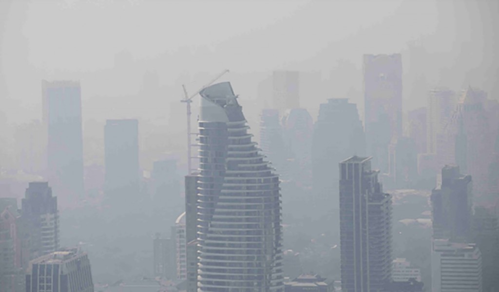 pollution-Bangkok-skyline
