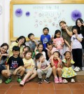 프놈펜한글학교 2025년 5월 어린이날 단체사진 (7)_WS