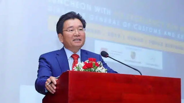BandiView_Cambodian-customs-chief-pushes-back-against-calls-to-boycott-Thai-goods-696x392.jpg
