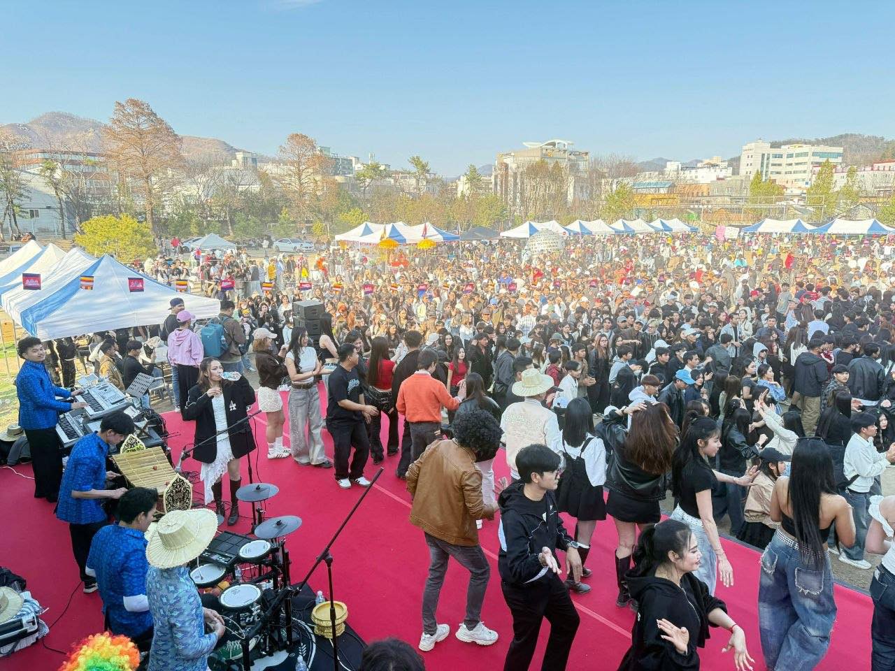 655056265_1343440701150407_8996165328910055927_n