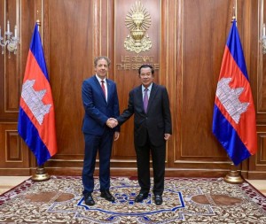 Hun Sen-1